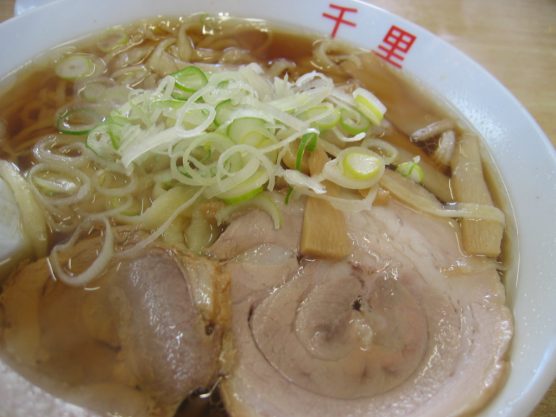 千里の大盛りラーメン